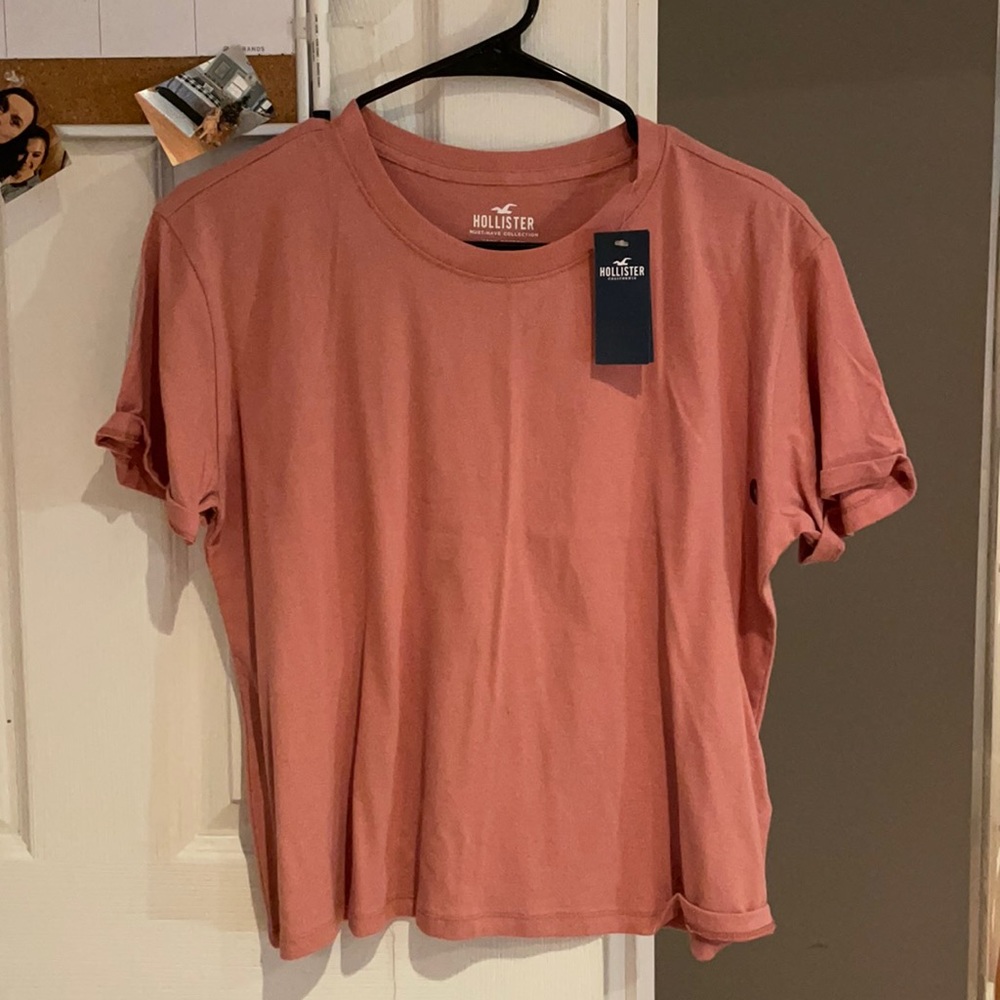 Hollister top